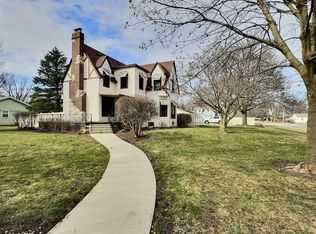 114 E Iroquois St, Kentland, IN
