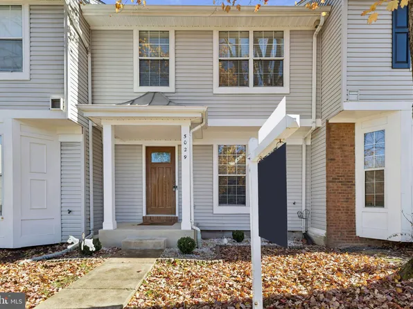 5029 Buena Vista Dr, Dumfries, VA 22025