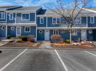21 Merrimack Dr, Merrimack, NH 03054