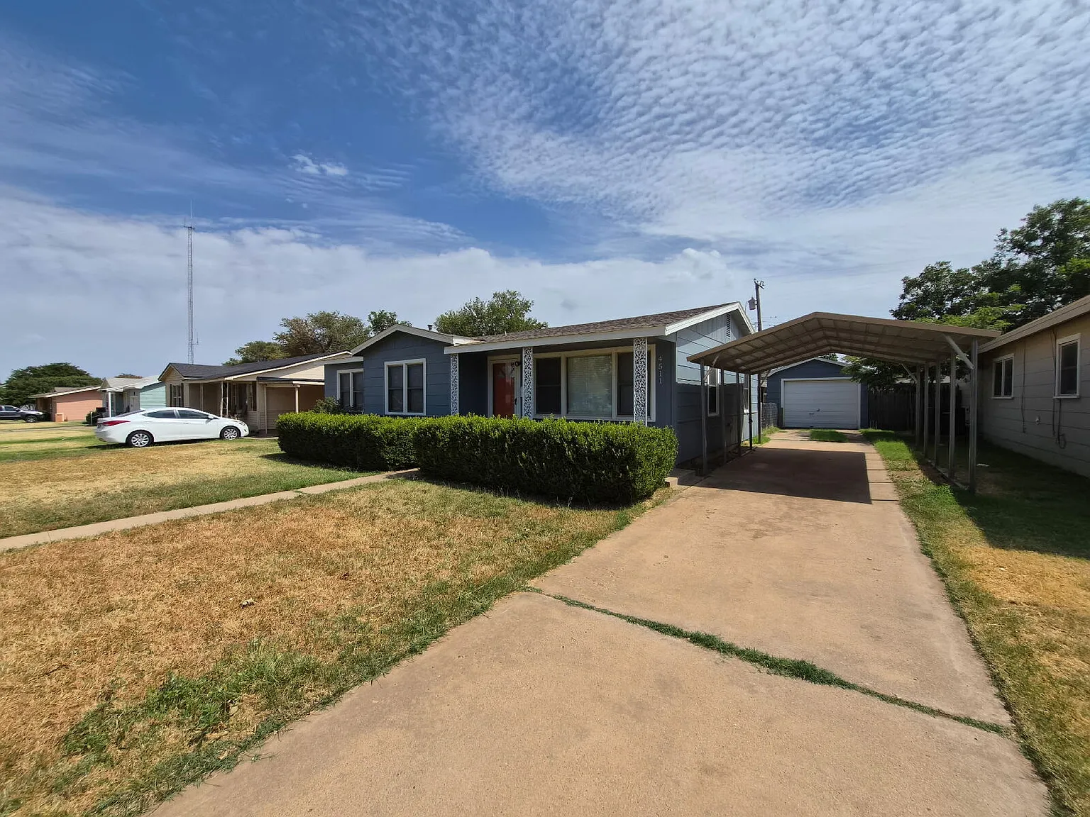2 bed, 2.0 bath, 1195 sqft, $1,195 — Photo 2