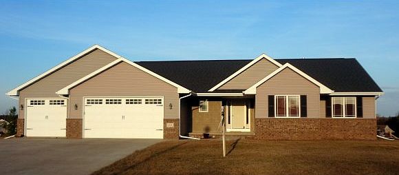 1st image of 214 Gabriel Ln