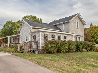 21964 Swafford Rd, Battle Creek, MI 49017