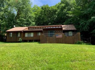 160 Lake Shore Dr, Monticello, NY 12701