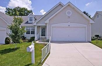 1st image of 3890 Oaklin Dr