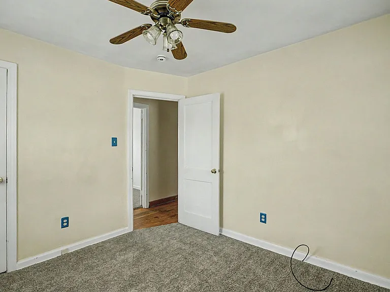 626 Sedgefield Dr — Photo 4