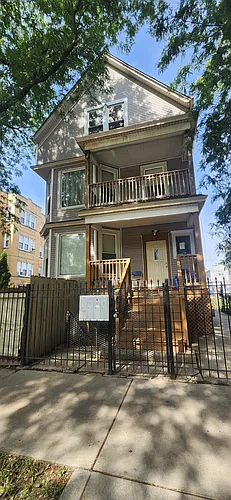2032 N Kostner Ave #3 Photo 1 2032 N Kostner Ave #3 Photo 1