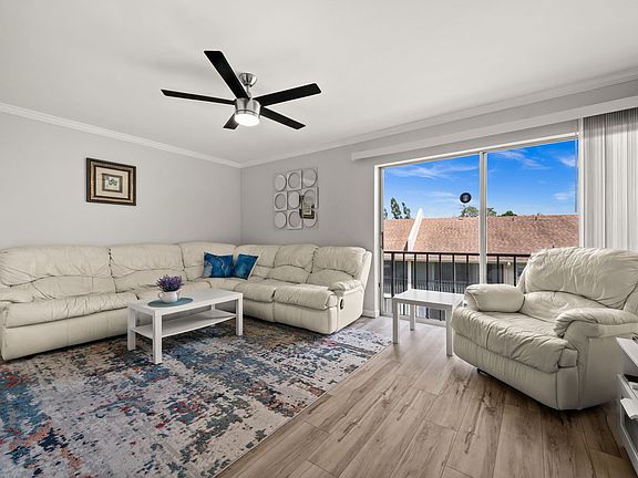 4th image of 2763 Woodgate Ln APT 301