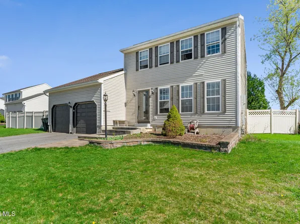 65 Wynantskill Way, Troy, NY 12180