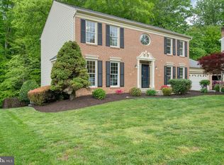 8159 Ships Curve Ln, Springfield, VA 22153