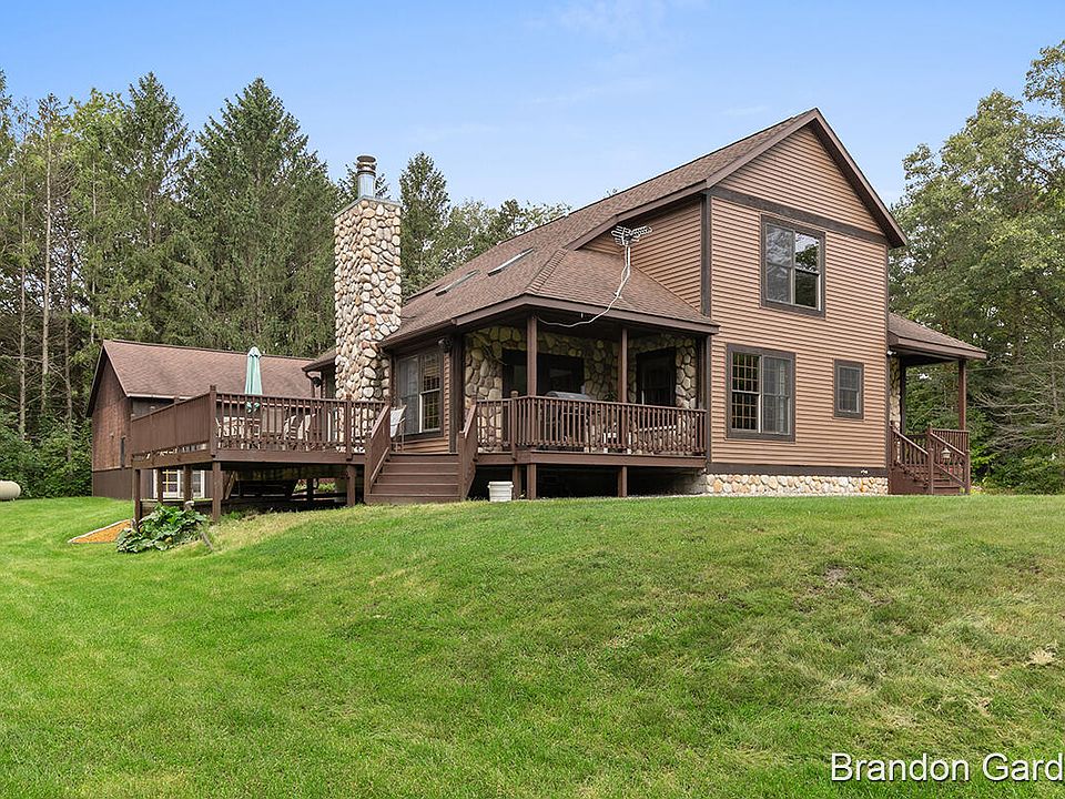 13324 Hickory Rd, Fruitport, MI 49415 Zillow