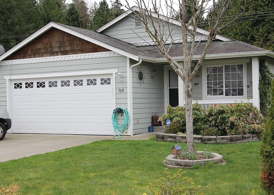 1st image of 5618 100th Pl NE