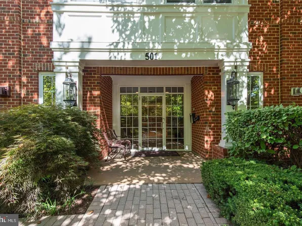 501 King Farm Blvd APT 205, Rockville, MD 20850