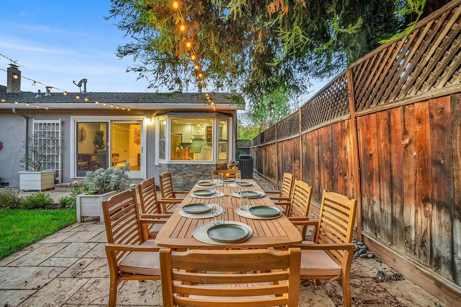 4 bed, 2.0 bath, $13,234 — Photo 3