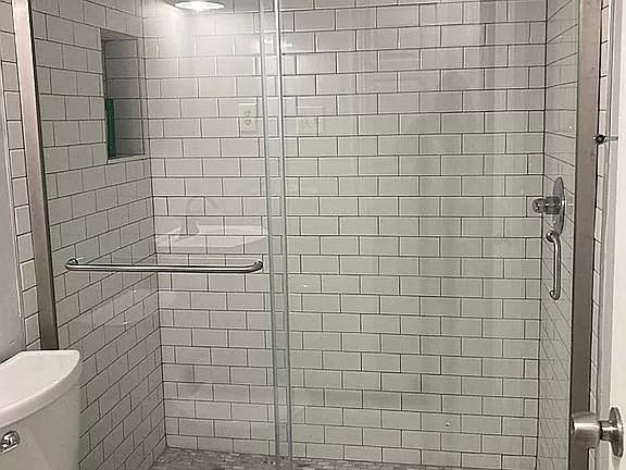 5th image of 401 Arctic Ave APT 101