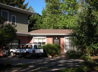800 30th Street Dr SE, Cedar Rapids, IA 52403