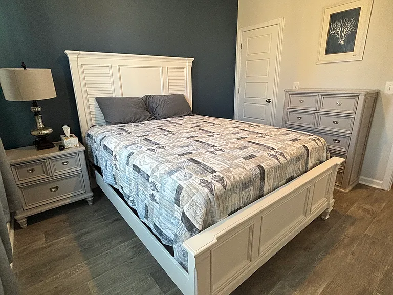Cypress Ln — Photo 22