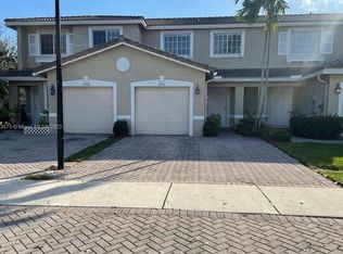 5966 Abbey Rd #0, Tamarac, FL 33321
