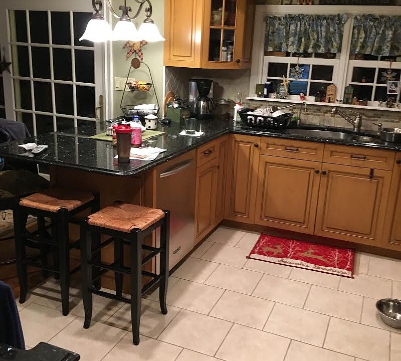 1st image of 605 Marion Dr