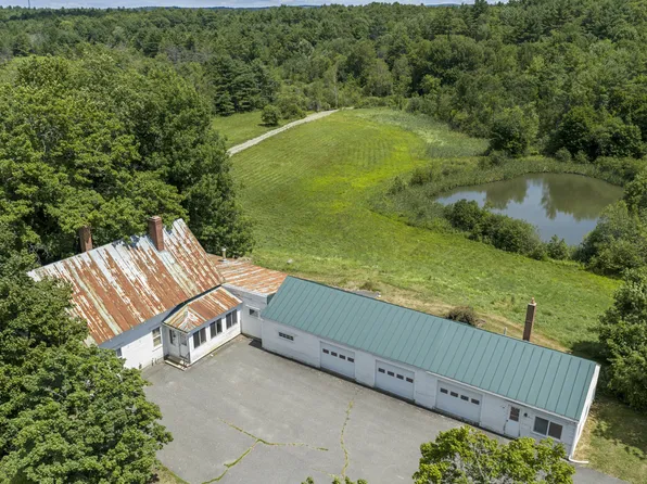 142 Windsor Road, China, ME 04358