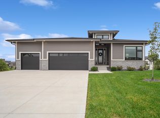 2800 NE Cherry Ct, Grimes, IA 50111