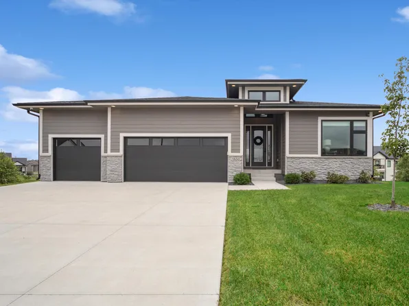 2800 NE Cherry Ct, Grimes, IA 50111