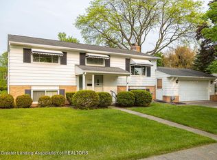 1824 Springfield Ln, Lansing, MI 48912