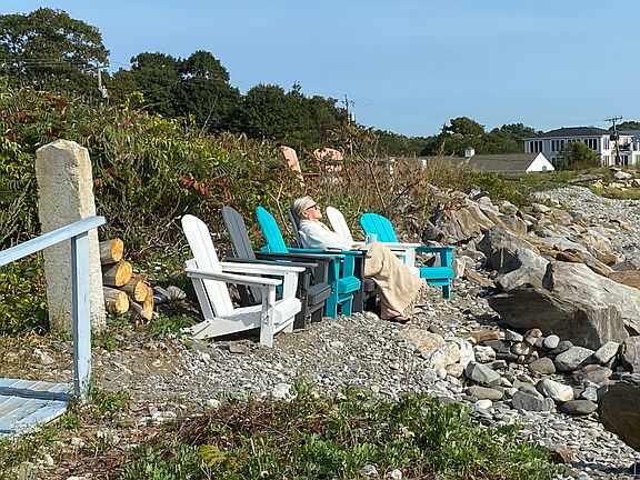 Walk a few steps to your private space on the beach for morning meditation or just peaceful ocean viewing.