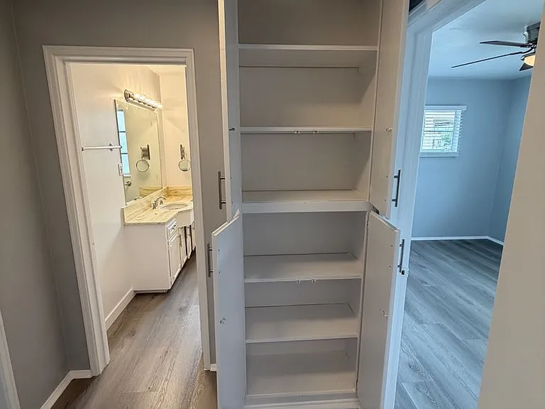 2221 Faust Ave — Photo 15