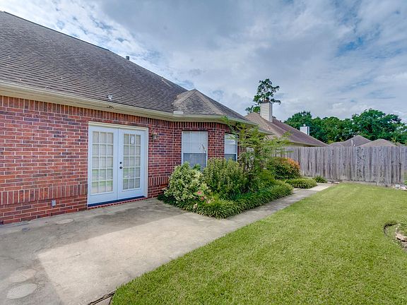 5th image of 9819 Southwick Dr