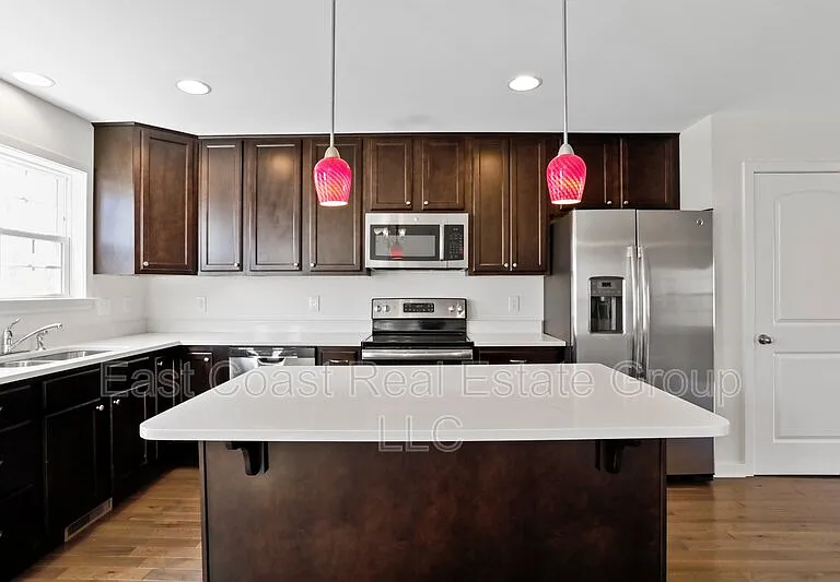 43 Savage Ct — Photo 15