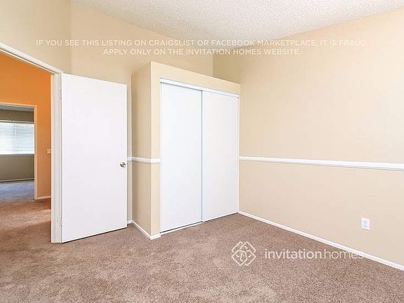 3rd image of 11671 Oakknoll Ct