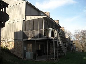 3rd image of 3549 Londonderry Ln