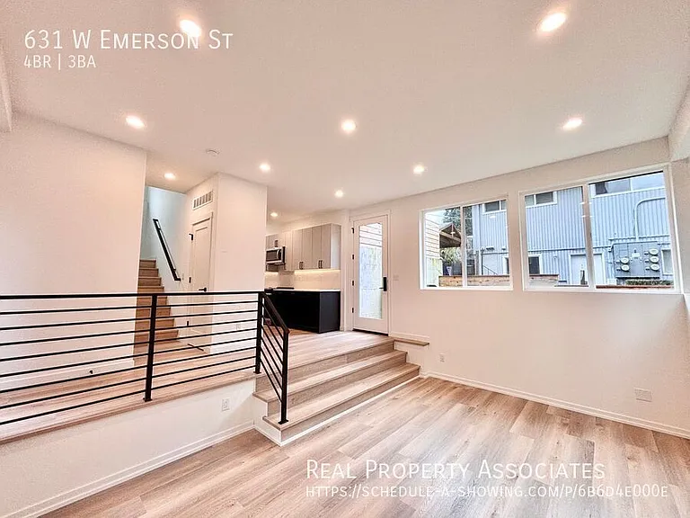 631 W Emerson St — Photo 6