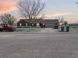 2104 E Allen Dr, Lovington, NM 88260