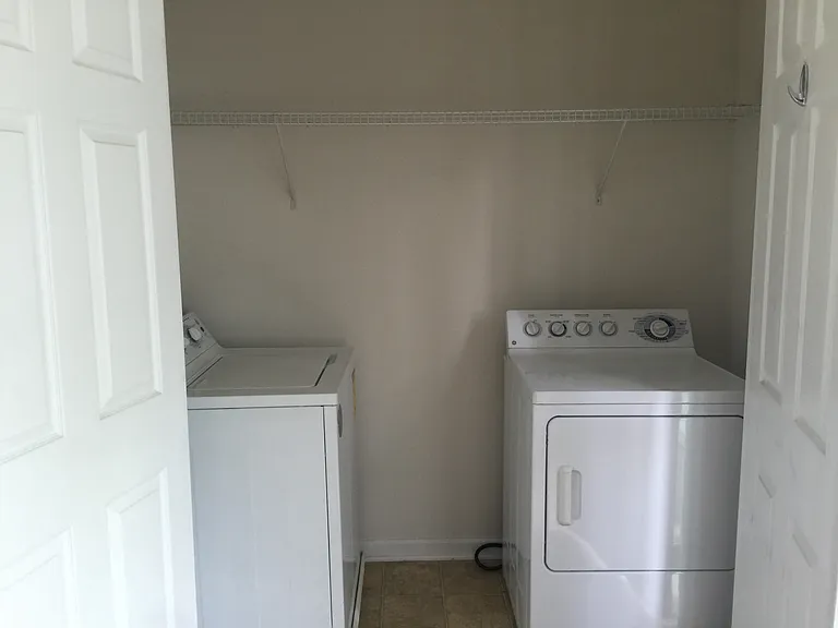 42765 Hollingsworth Ter #5E — Photo 7