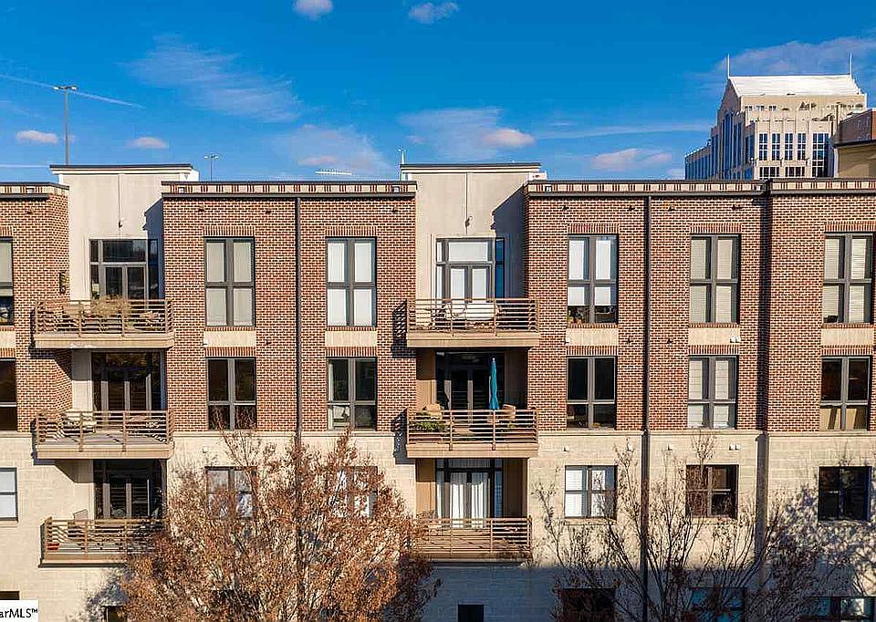1st image of 112 W Broad St Unit 304