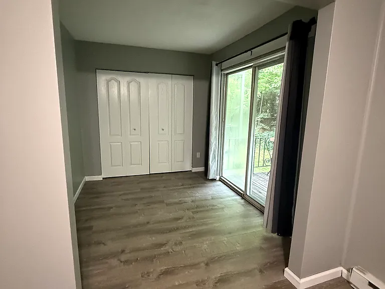 19 White Gate Dr #E — Photo 7