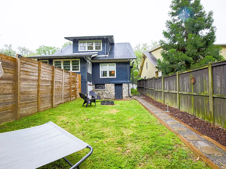233B Chapel Ave — Photo 27