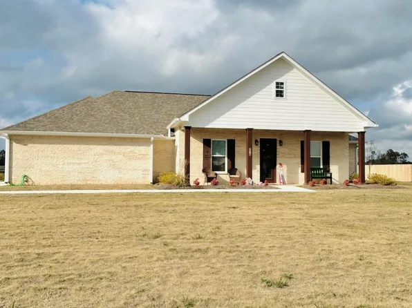 376 Liberty Dr, Leesville, LA 71446