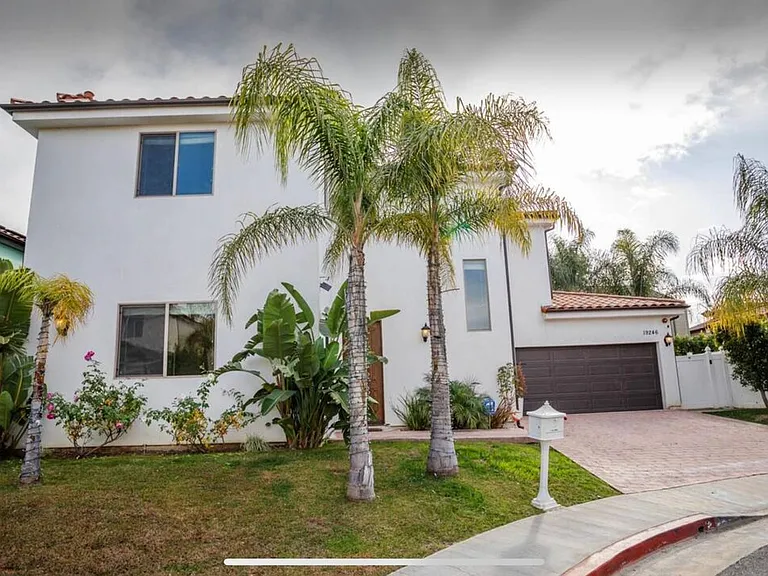 19246 Liam Ln — Photo 4