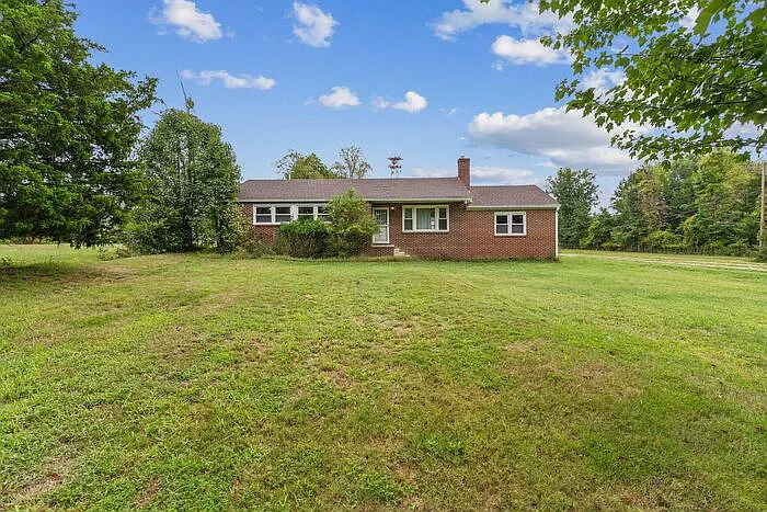 2570 Marshall Hall Rd photo 1