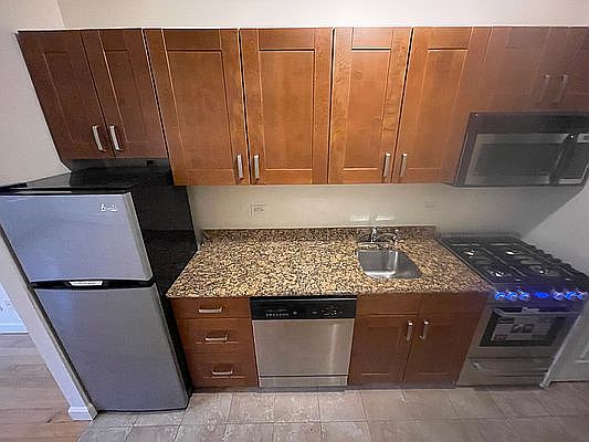 4th image of 128 W 130th St APT 3s