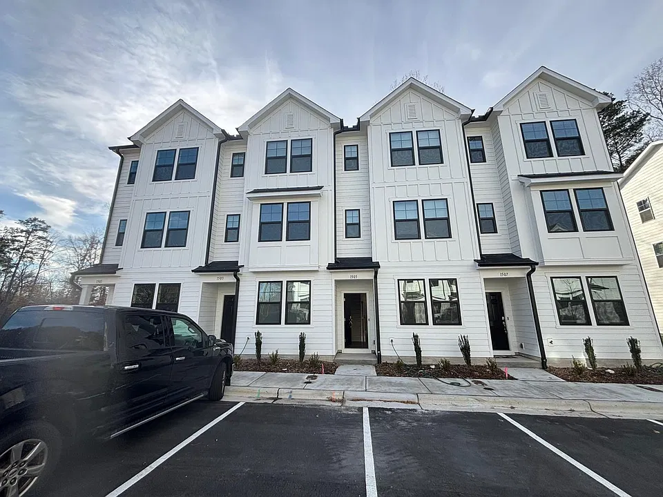 1505 Crescent Townes Way