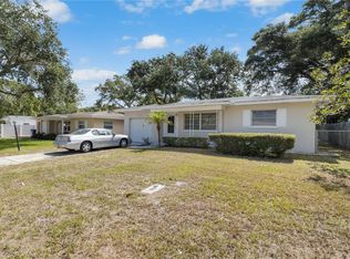 2085 Georgianna St, Largo, FL 33774