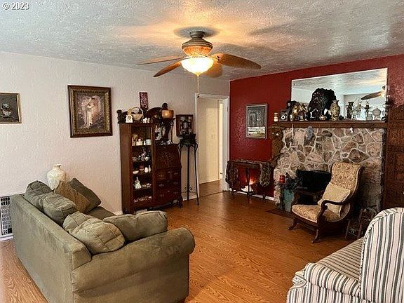 2nd image of 3146 Garden Valley Rd