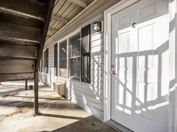 1 Bedroom/ 1 Bath apartment in the heart of Durham., 1605 N Roxboro St #C, Durham, NC 27701