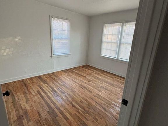 5th image of 602 N 3rd St