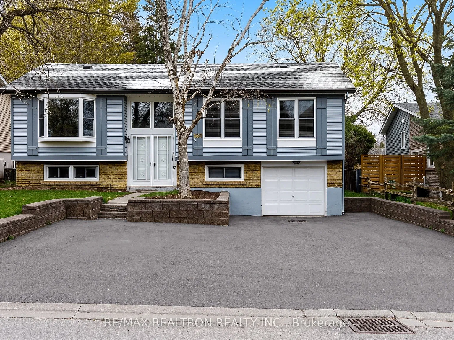 3 bed, $3,000 — Photo 1