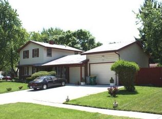 964 Bosworth Ln, Elk Grove Village, IL 60007