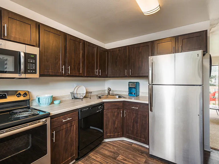 Village Gardens Apartments — Photo 1